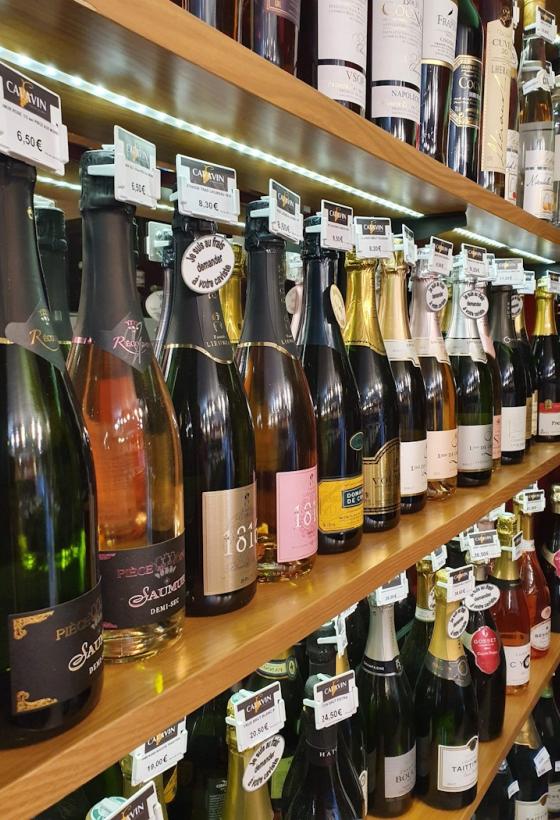 Large choix de bouteilles au frais directement dans votre CAVAVIN Saint-Herblain